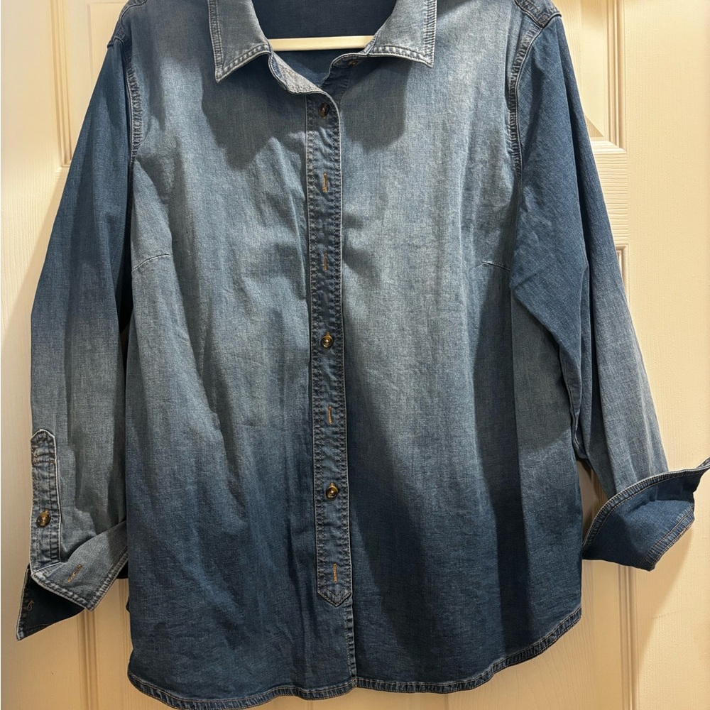 Universal Standard Jean button down women’s